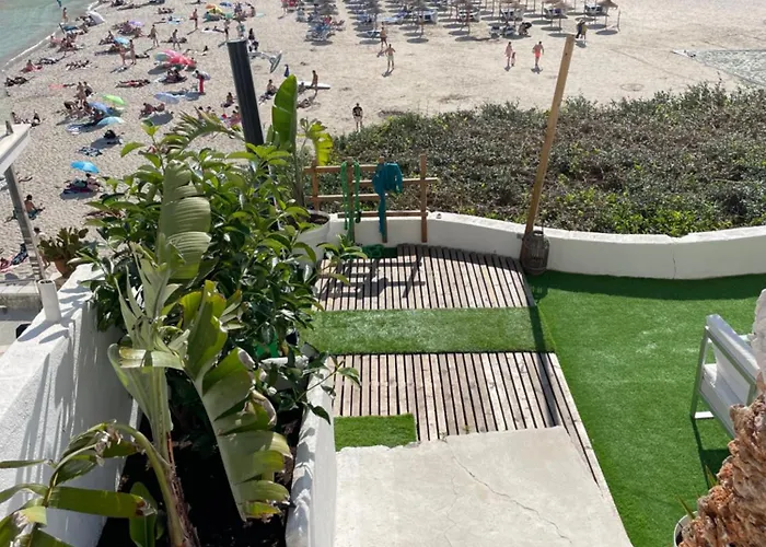 Menorca Dreams, Acceso Directo A Playa